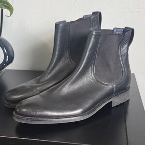Cole Haan x Nike Air Chelsea boots in black leather.